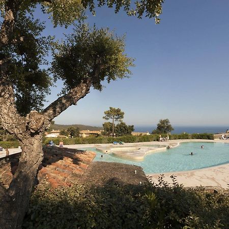 P&V Residence Le Hameau Des Issambrr Sainte-Maxime Bagian luar foto