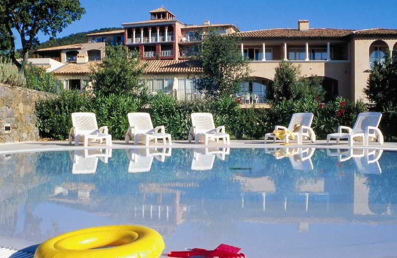 P&V Residence Le Hameau Des Issambrr Sainte-Maxime Bagian luar foto