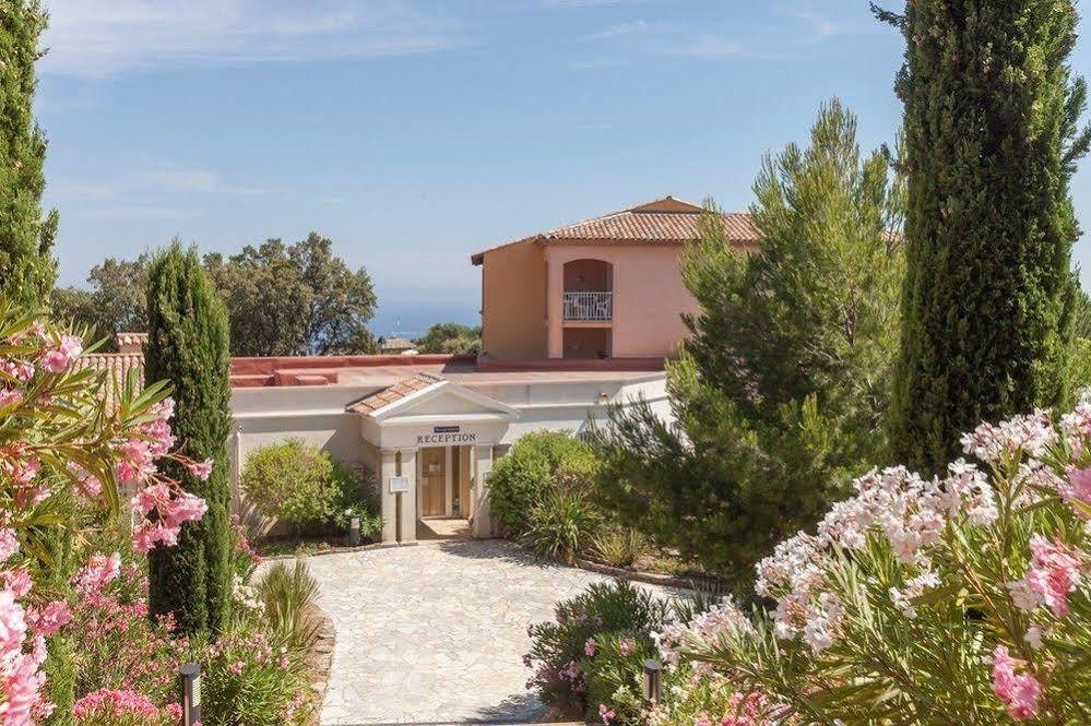 P&V Residence Le Hameau Des Issambrr Sainte-Maxime Bagian luar foto